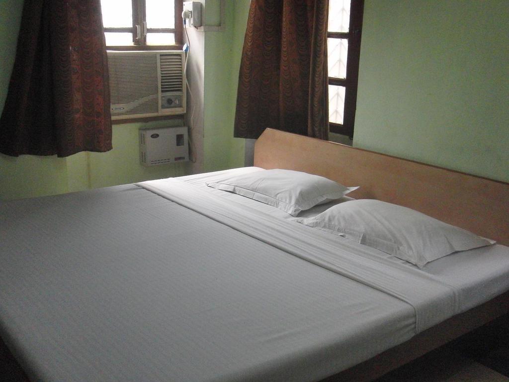 Shivakashi Guest House Váránaszi Szoba fotó